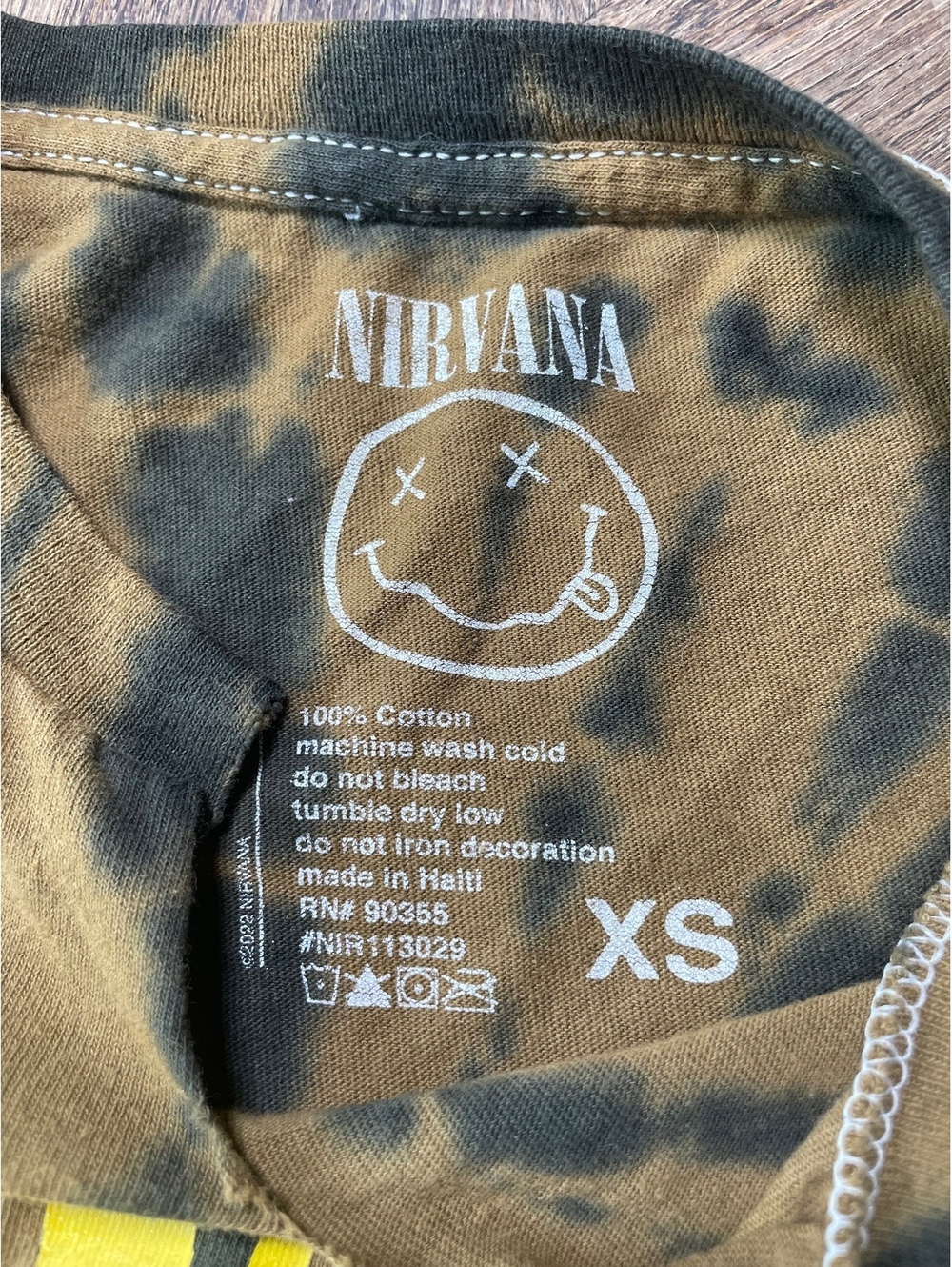Nirvana tie bye brown and black graphic tee shirt women’s XS - Picture 3 of 6